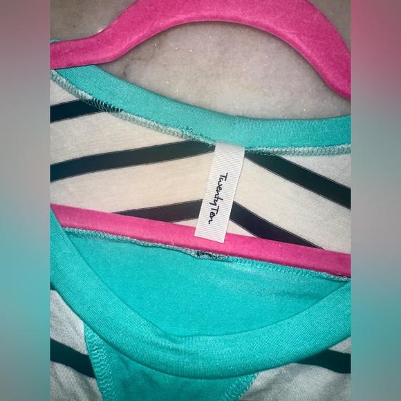 🔹NWOT Black & White Striped Teal Drop Sleeve Oversized Top - Picture 6 of 11